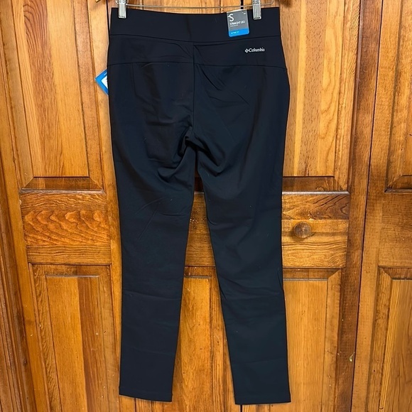 Columbia Straight Leg Active Fit Nylon/Spandex Omni Shade Pull-on Pant Small NWT - Picture 4 of 10